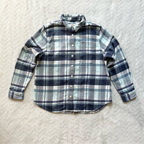 L.L. Bean Plaid Button Down Flannel Long Sleeve Shacket Size S Petite - Picture 2 of 6